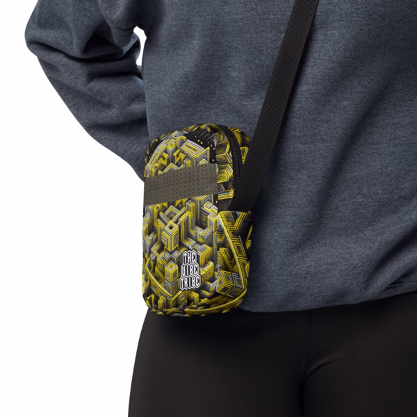 Escher's Ether-net - Utility crossbody bag - Image 8